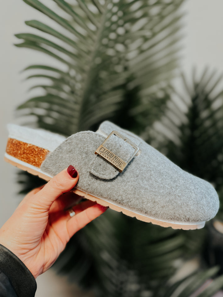 Cloud Nine Sheepskin Ladies Grey Slip On