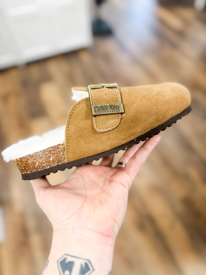 Cloud Nine Sheepskin Slip On - Chestnut